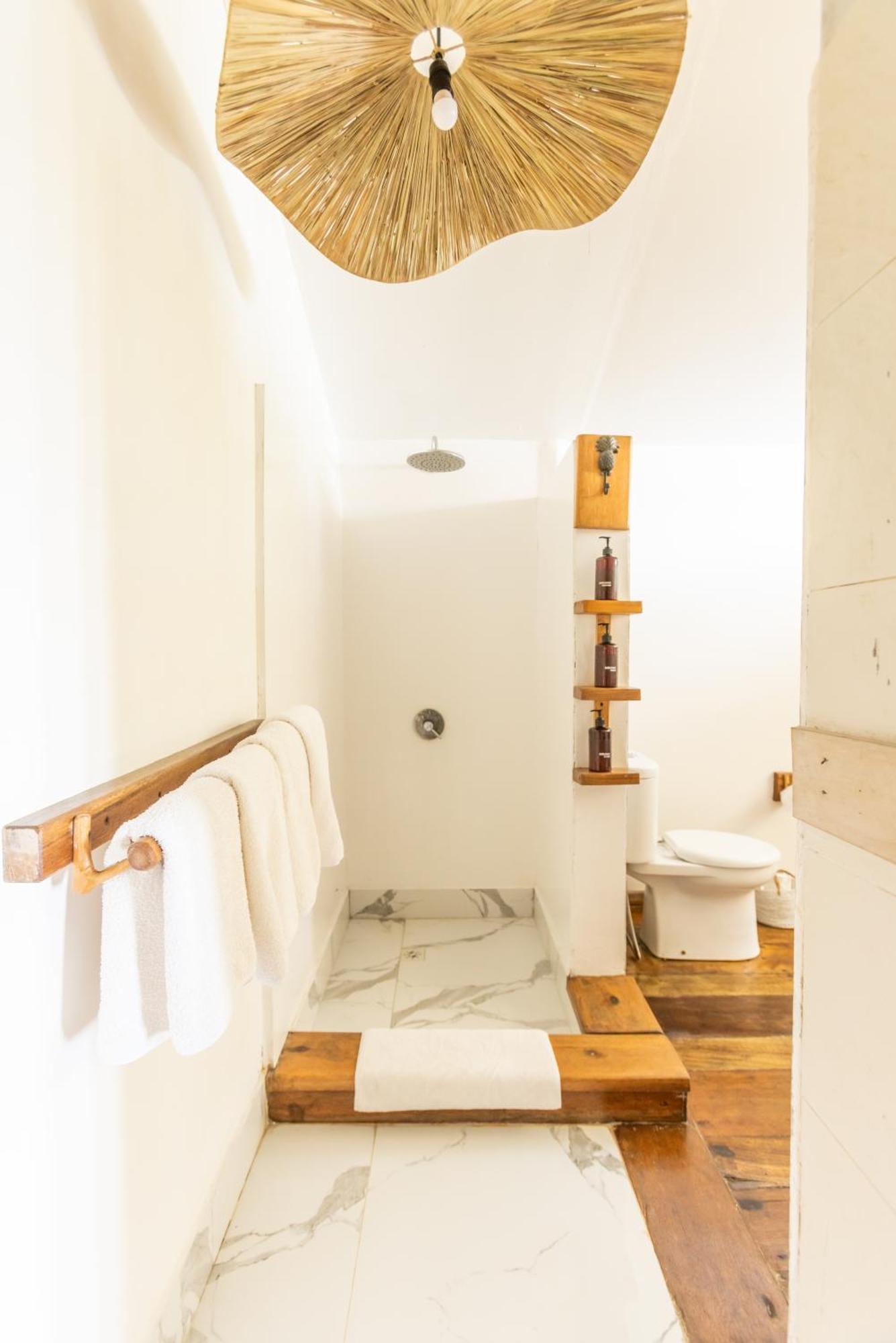 Aloita Resort Mentawai Tua Pejat エクステリア 写真